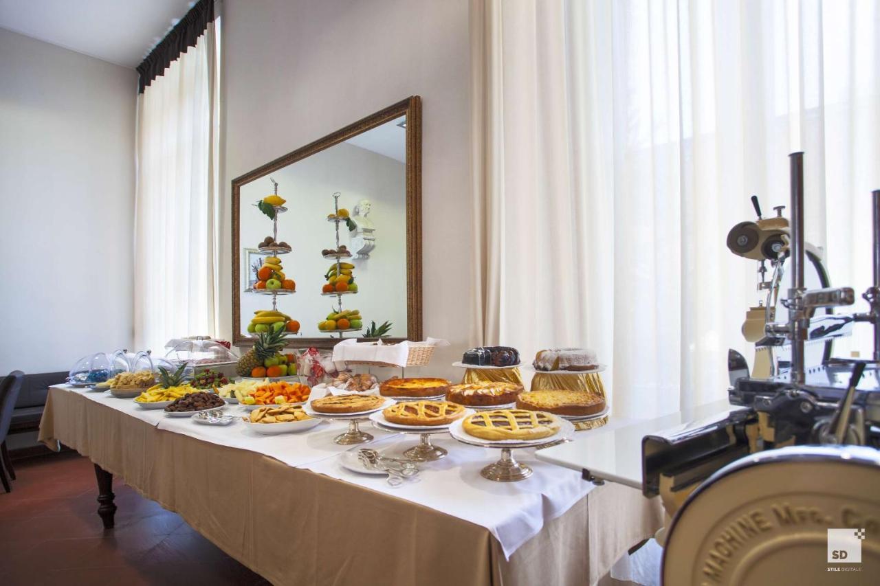 Appartamenti Resort Roma 6.3 E Resort I Banchieri Ravenna Luaran gambar
