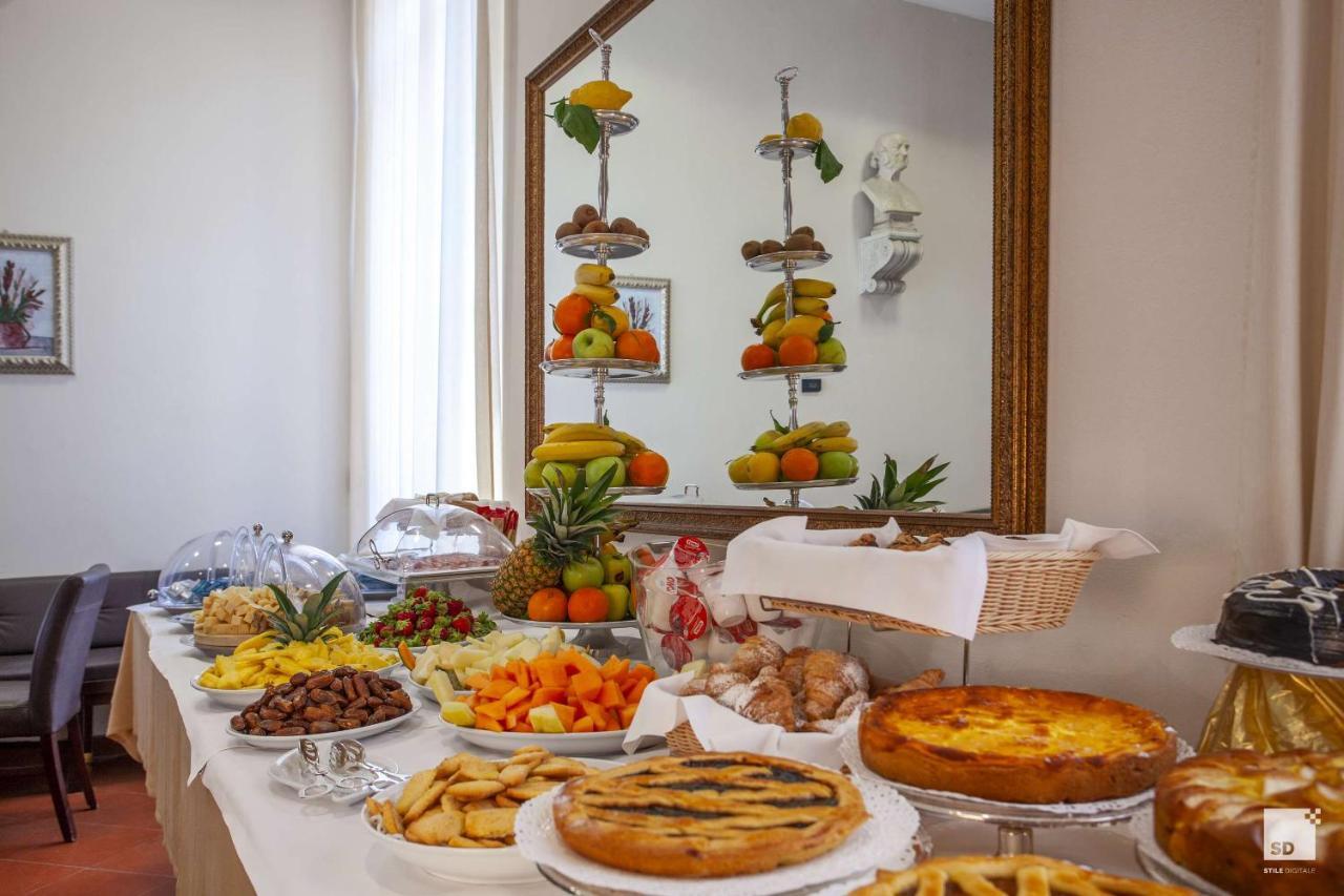 Appartamenti Resort Roma 6.3 E Resort I Banchieri Ravenna Luaran gambar